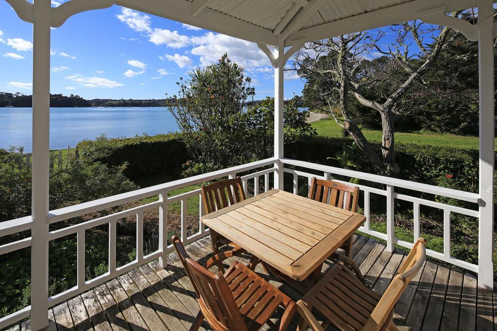 Oakura Bay Villa - Stay Waiheke Te Whau Bay ภายนอก รูปภาพ
